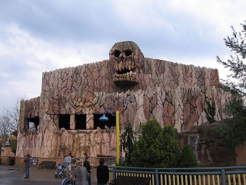 File:Skull Mountain.jpg