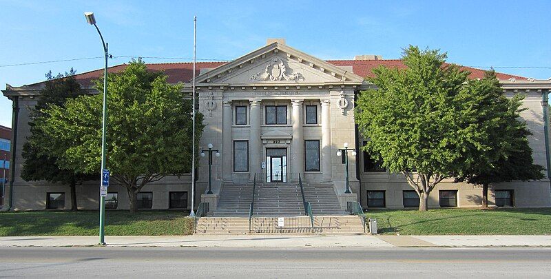 File:SpringfieldCarnegieLibrary.jpg