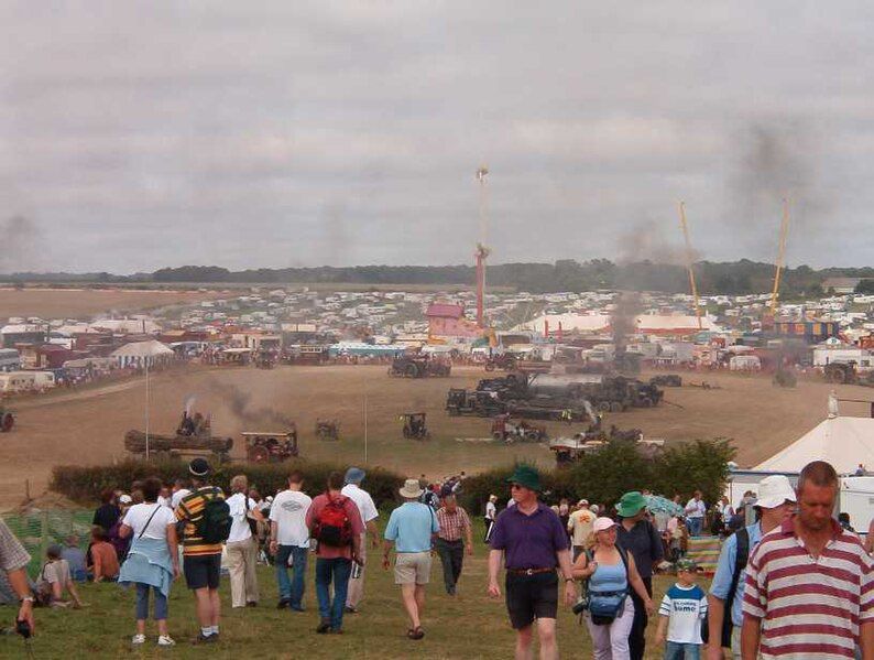 File:Steam fair 2004.JPG