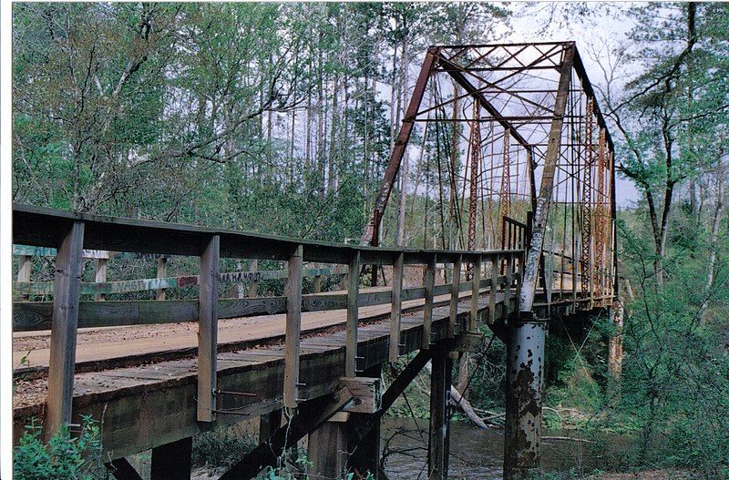 File:Stuckey's Bridge.jpg