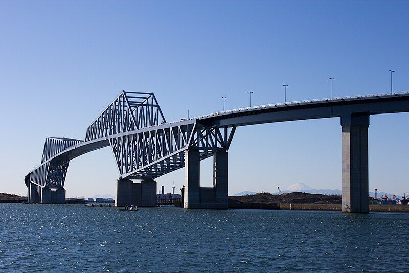 File:Tokyo Gate Bridge-1.jpg