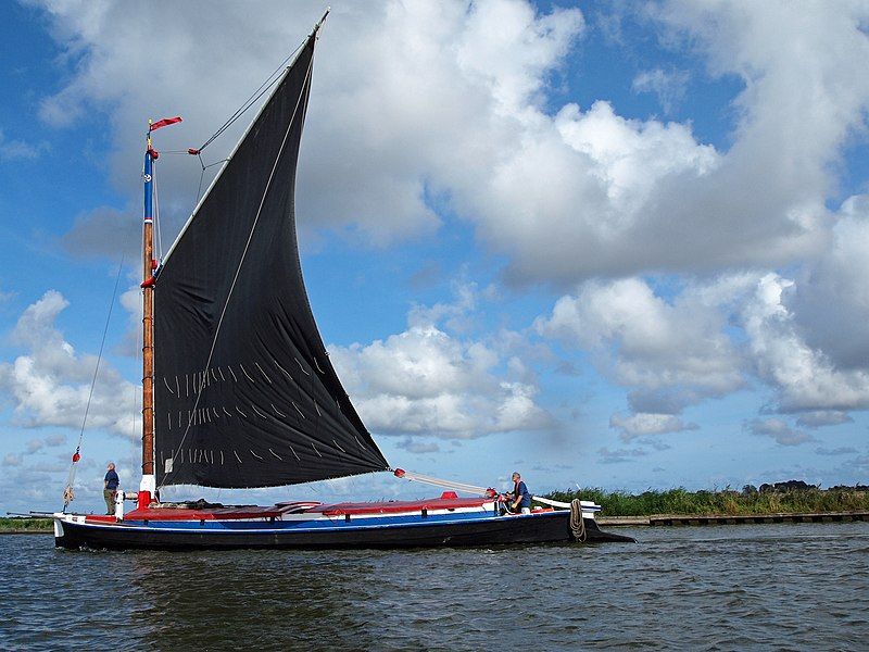 File:Wherry Albion Ludham.jpg