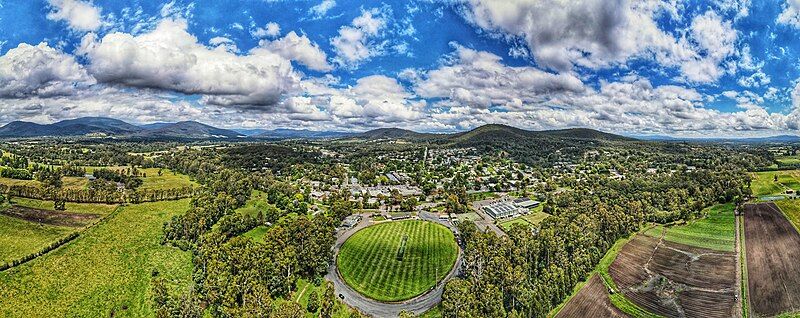 File:Yarra Junction.jpg