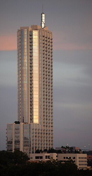 File:360Condos-Jul2010-a.JPG