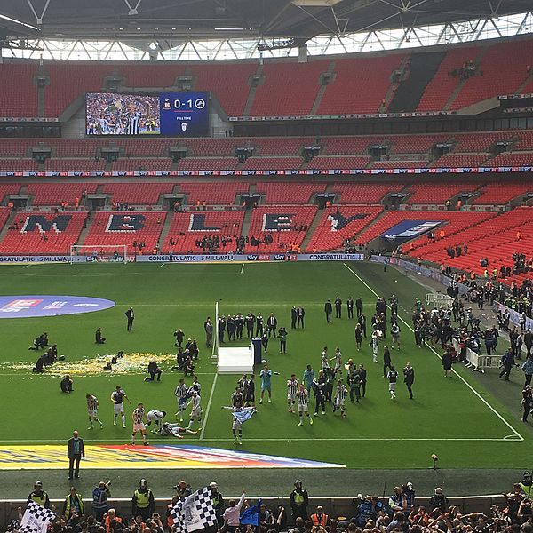 File:BradfordMillwallPlayoffFinal.jpg