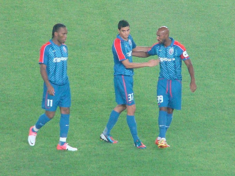 File:Drogba and Anelka.jpg