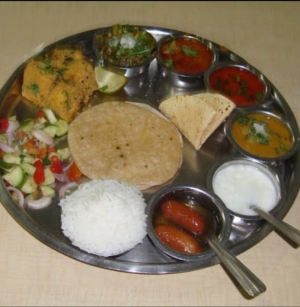 File:Gujarati thali.png