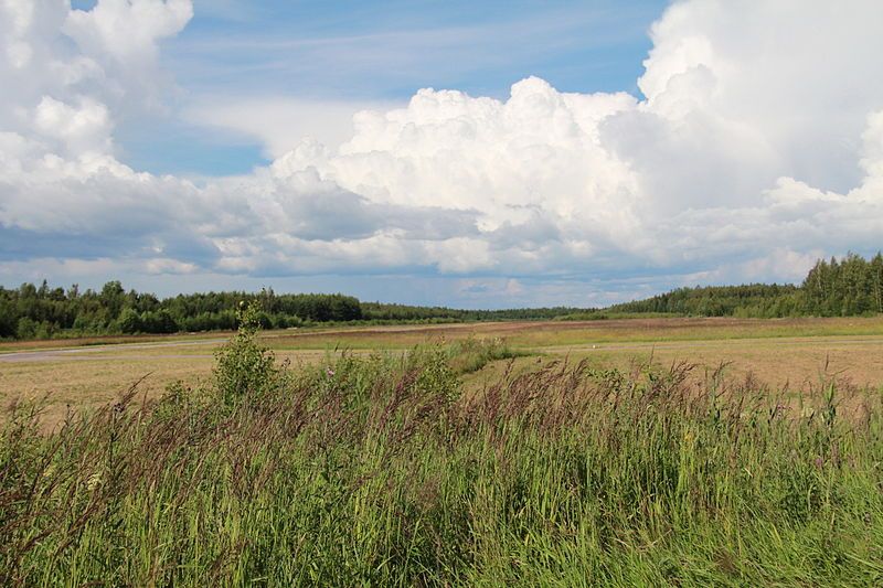 File:Hanko airfield.jpg