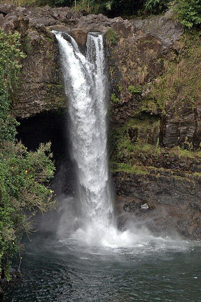 File:Rainbow Falls Hawaii.jpg