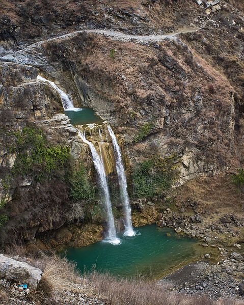 File:Sajikot Waterfall, Havailian.jpg