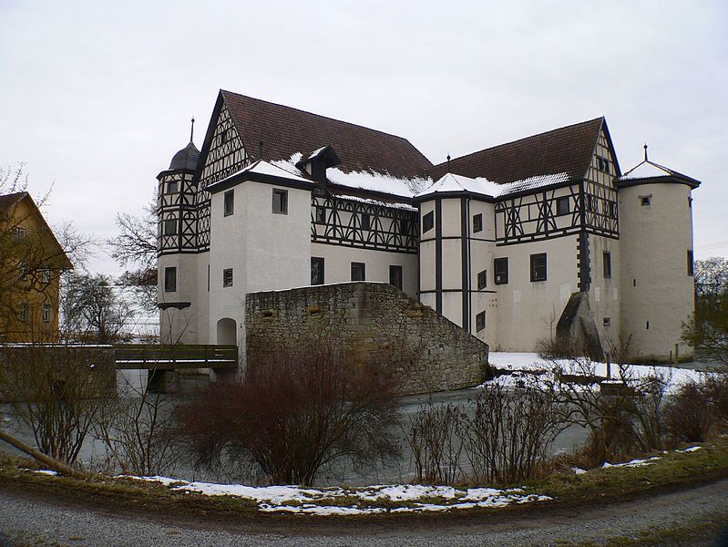 File:Schloss Rossrieth 2.JPG