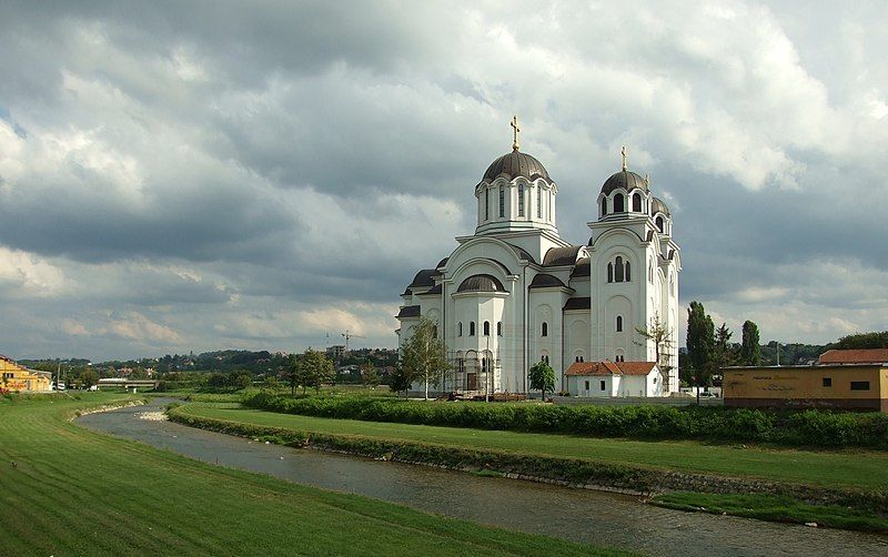 File:Valjevo, chrám.JPG