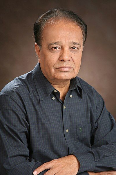 File:Vinesh Antani.jpg