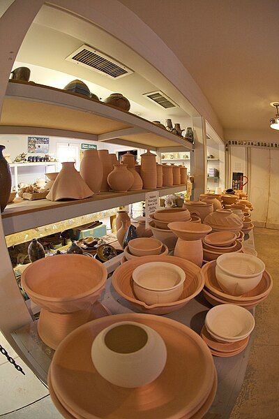 File:Wheaton Pottery.jpg