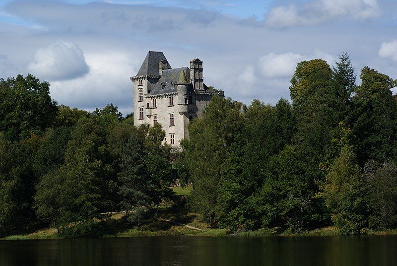 File:Château de Sédières.jpg