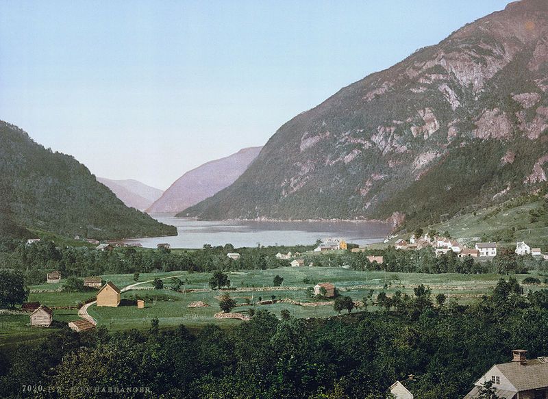 File:Eide Hardanger.jpg