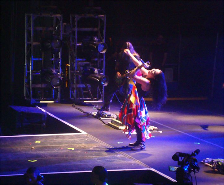 File:Evanescence Tour 2012.jpg