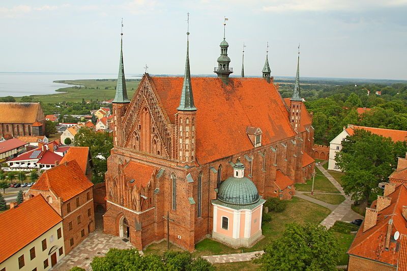 File:Frombork Katedra1.jpg