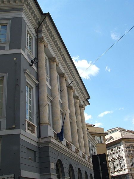 File:Genova-Piazza Fontane Marose-DSCF7387.JPG