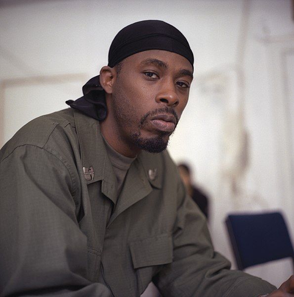 File:Gza-01-mika.jpg