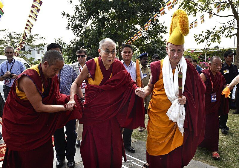 File:HHDL Rato hires002.jpg