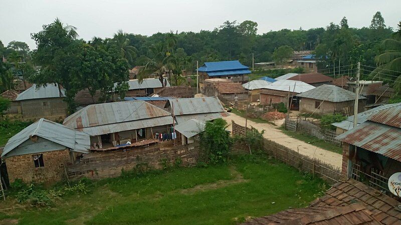 File:Hariharpur gadhi village.jpg