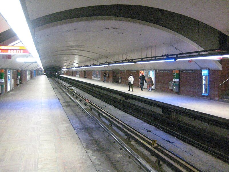 File:Henri-BourassaMetro.jpg