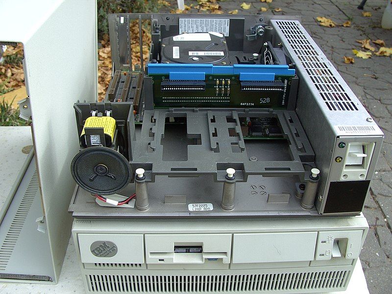 File:IBM Model70 80386.JPG