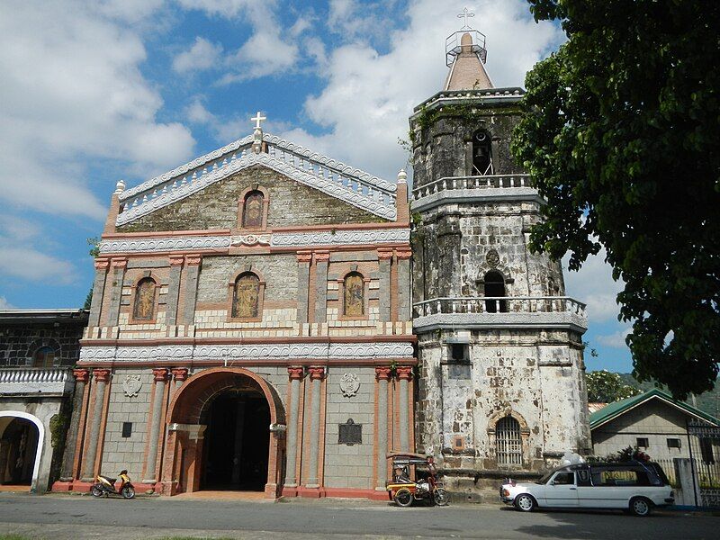 File:Lumban Church.jpg