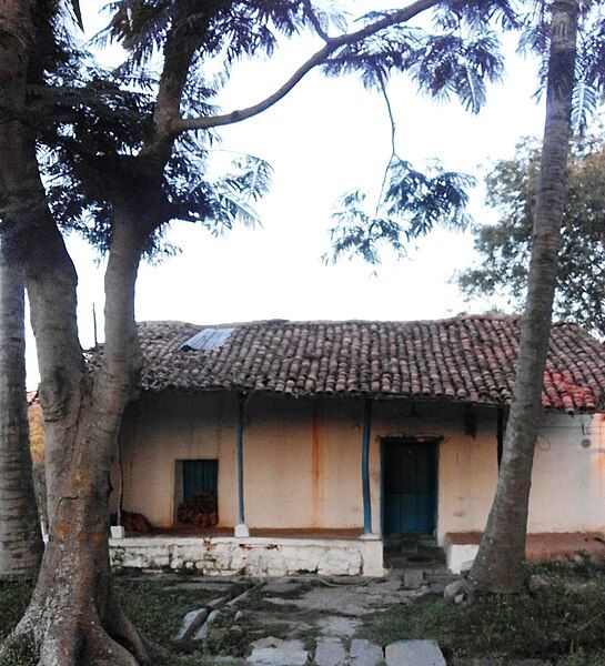 File:Melkoute old house.jpg