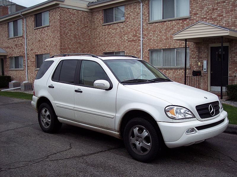 File:Mercedes-Benz ML350 2003.jpg