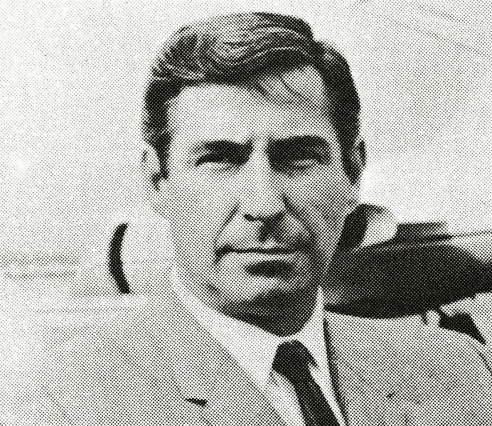 File:Mike Gravel 1973.jpg