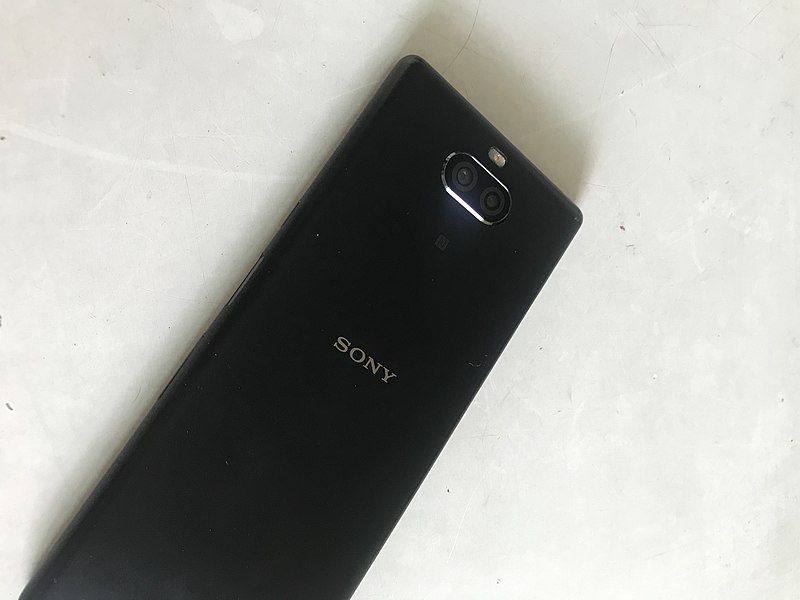 File:Sony Xperia 10.jpg