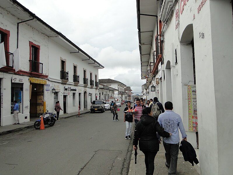 File:Street view Popayan.jpg