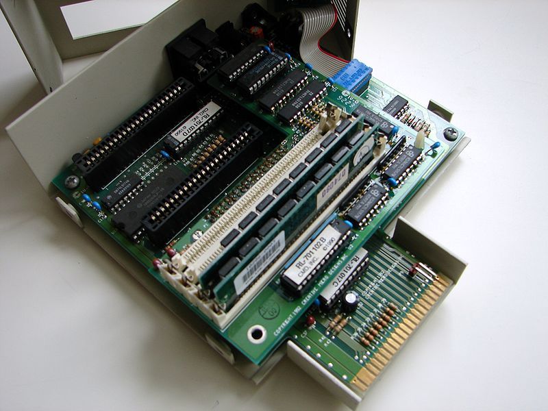 File:CMD RAMLink (inside).jpg