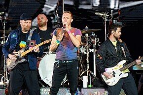 ColdplayManch03062351 (cropped).jpg