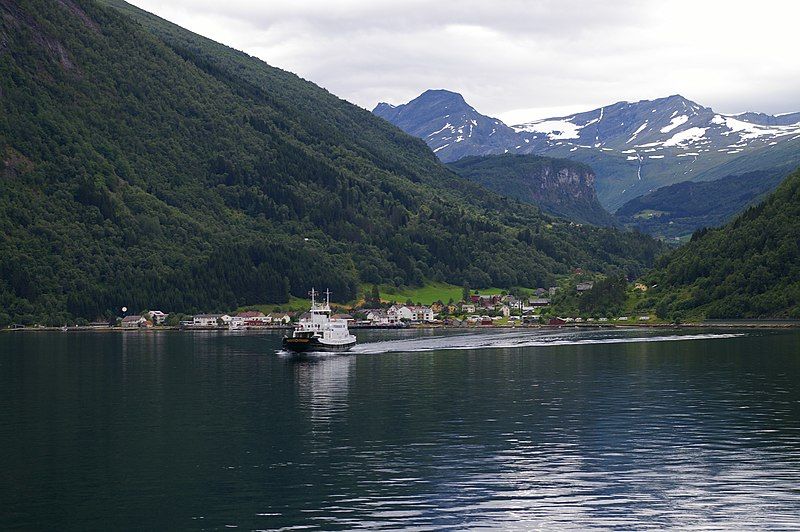 File:Eidsdal.JPG