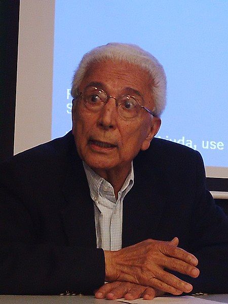 File:Fernando Antonio Novais003.jpg