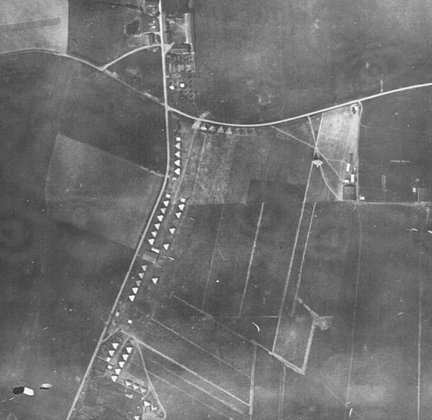 File:Francheville Aerodrome.jpg