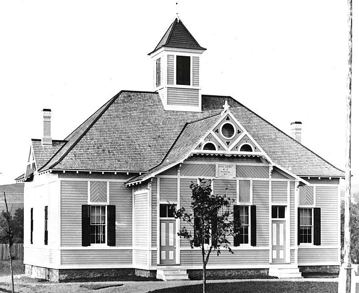 File:GarfieldSchool1881.jpg