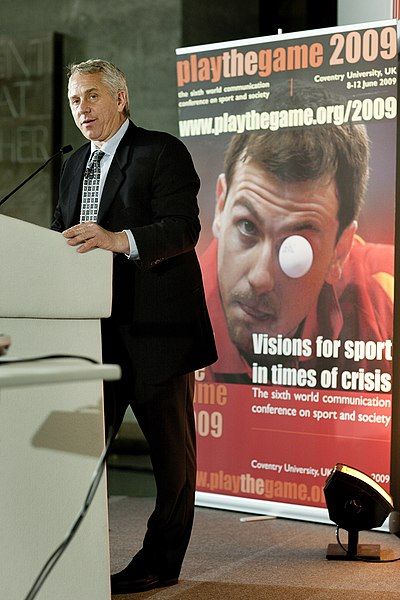 File:Greg-LeMond-2009 (4).jpg