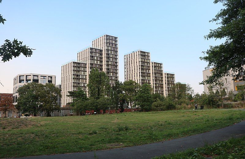 File:Harrow Square blocks.jpg