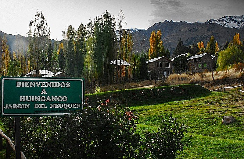 File:Huinganco.jpg