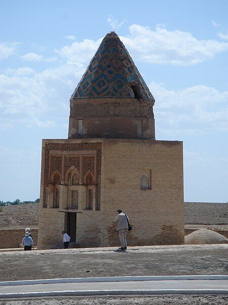 File:Il Arslan Mausoleum.JPG