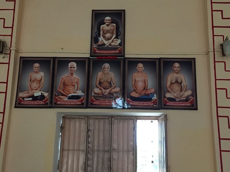 File:Jain Acharya Parampara.jpg