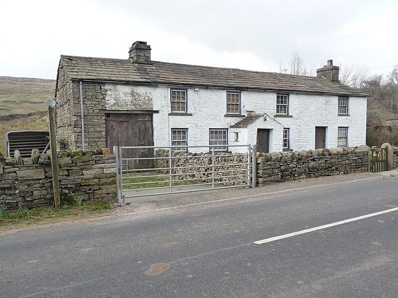 File:Low Scale, Garsdale.jpg