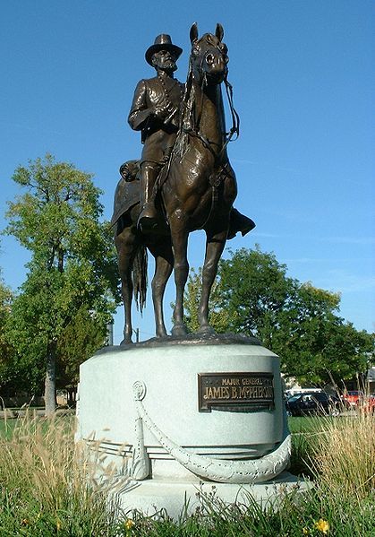 File:McPherson Sculpture.jpg