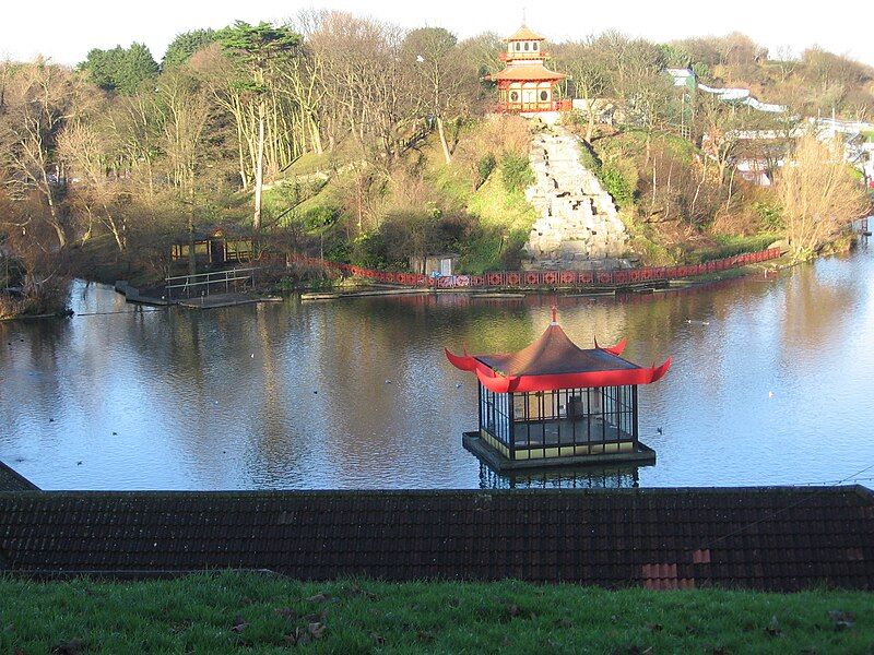 File:Peasholm Park 4.JPG