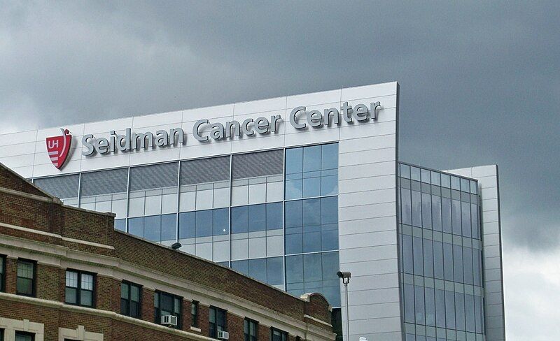 File:Seidman Cancer Center.jpg