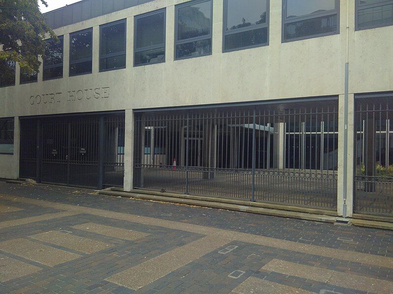 File:Southend Magistrates Court.jpg